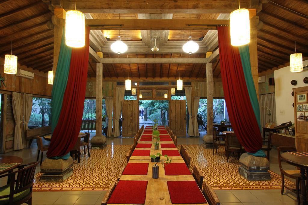 Rumah Batu Boutique Hotel Surakarta  Экстерьер фото
