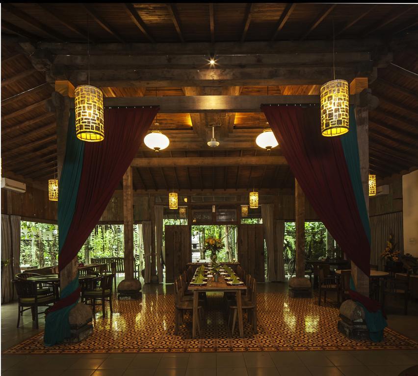Rumah Batu Boutique Hotel Surakarta  Экстерьер фото
