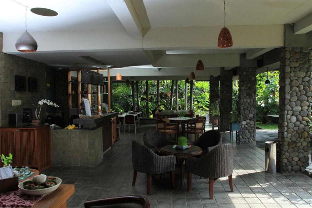 Rumah Batu Boutique Hotel Surakarta  Экстерьер фото