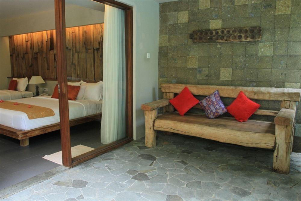 Rumah Batu Boutique Hotel Surakarta  Экстерьер фото