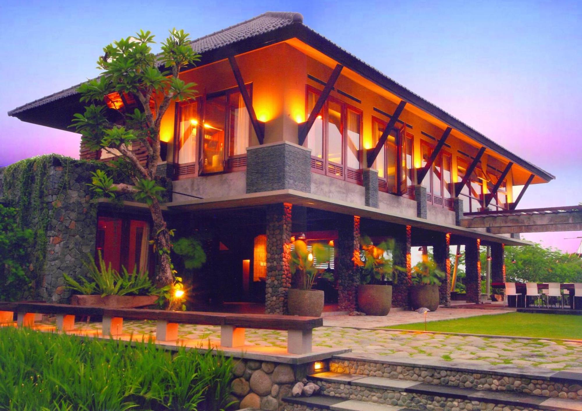 Rumah Batu Boutique Hotel Surakarta  Экстерьер фото