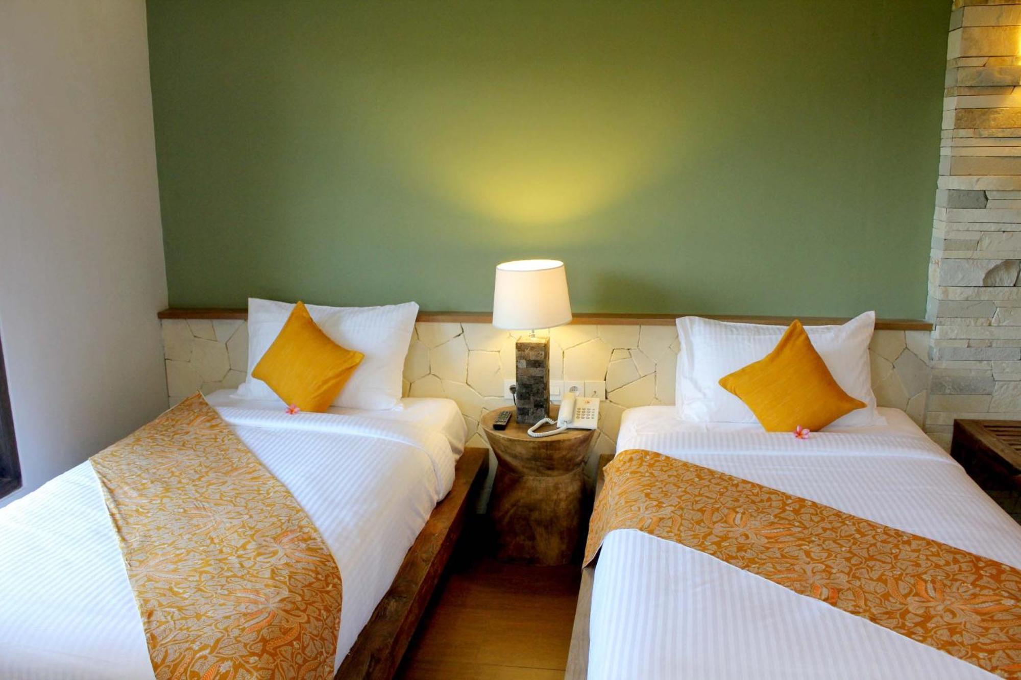 Rumah Batu Boutique Hotel Surakarta  Экстерьер фото