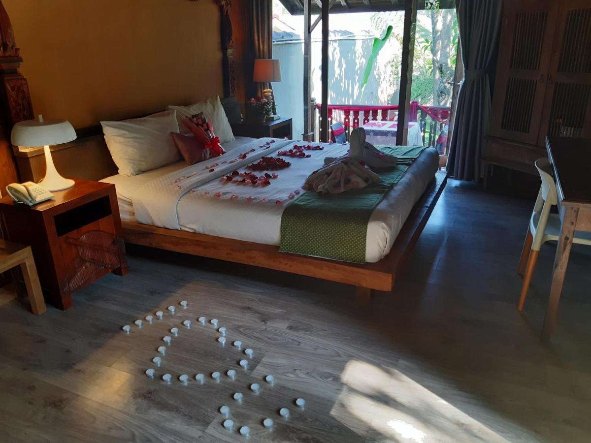 Rumah Batu Boutique Hotel Surakarta  Экстерьер фото